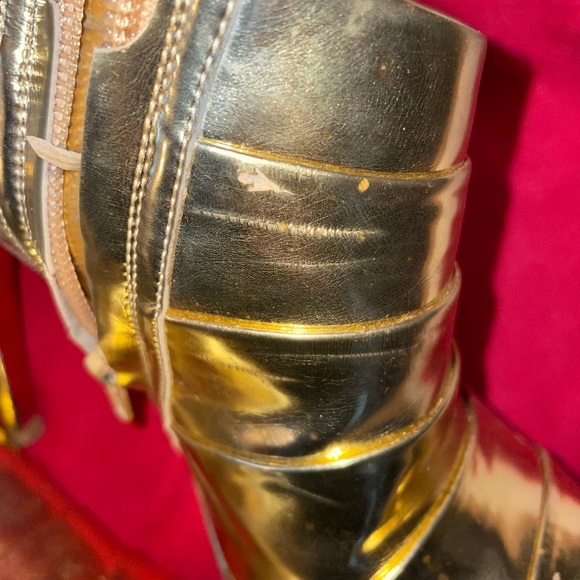 Hold size 37 louboutin - Picture 4 of 10